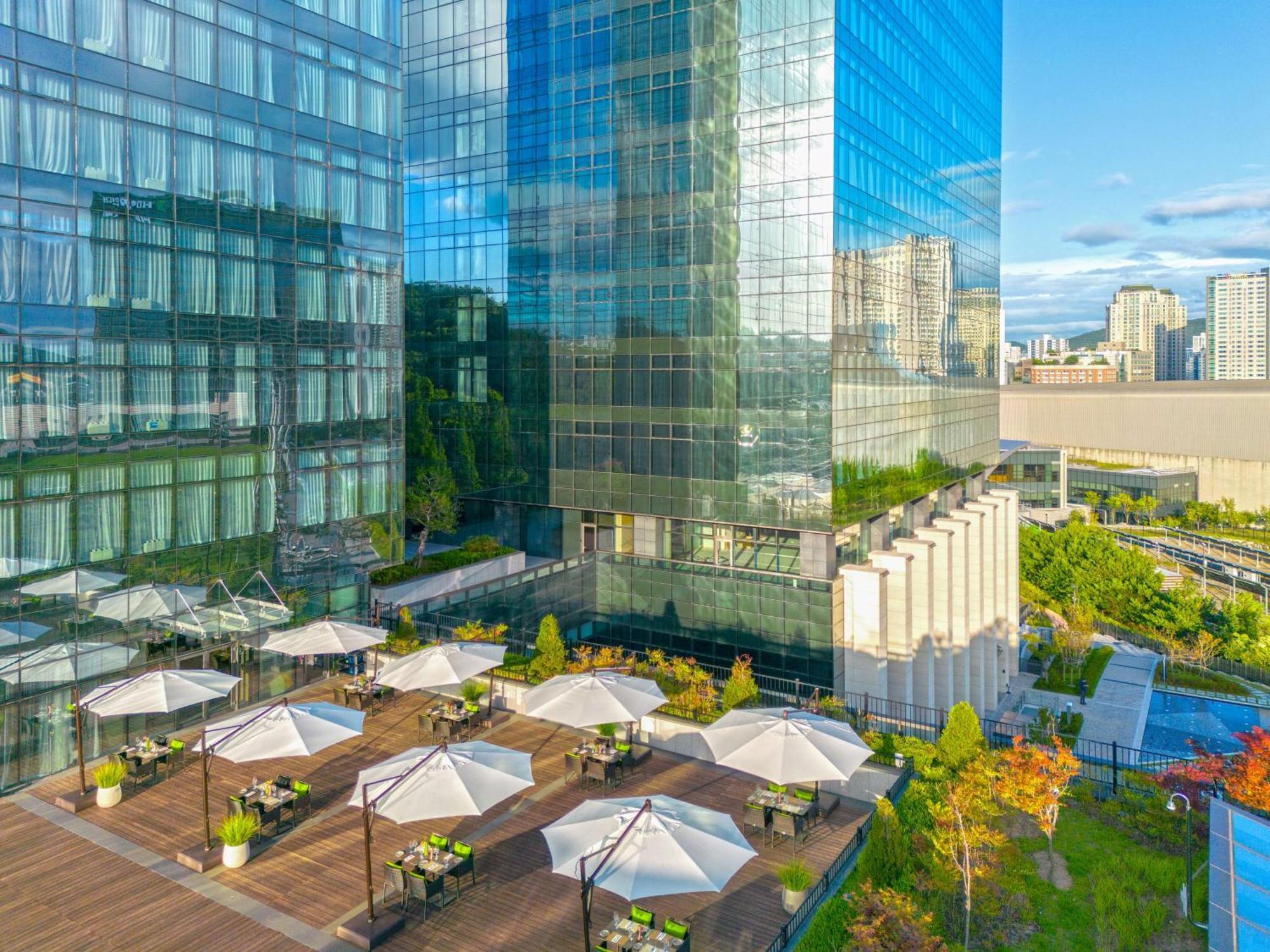 Doubletree By Hilton Seoul Pangyo Residences Seongnam Exterior photo