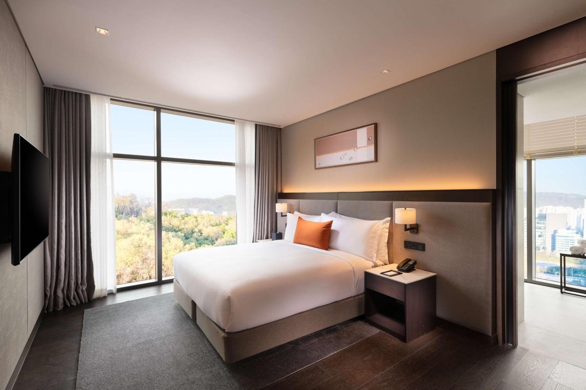 Doubletree By Hilton Seoul Pangyo Residences Seongnam Exterior photo